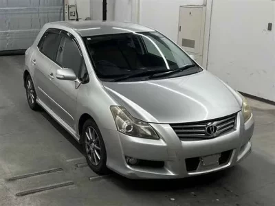 Toyota BLADE