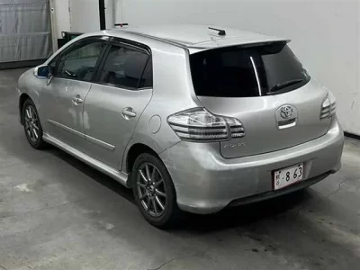 Toyota BLADE
