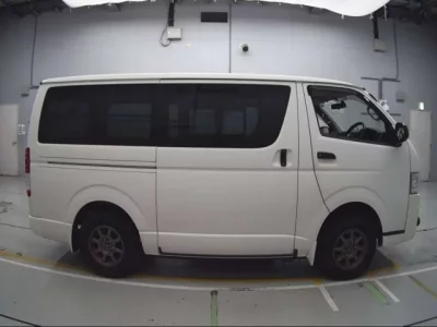 Toyota REGIUS ACE VAN