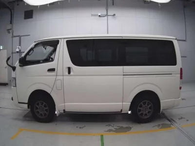 Toyota REGIUS ACE VAN