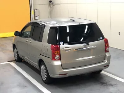 Toyota RAUM