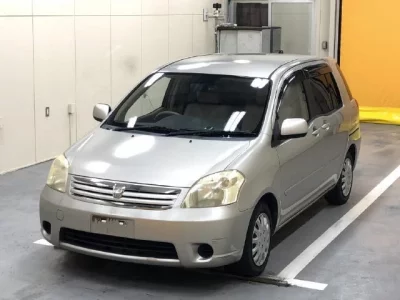 Toyota RAUM