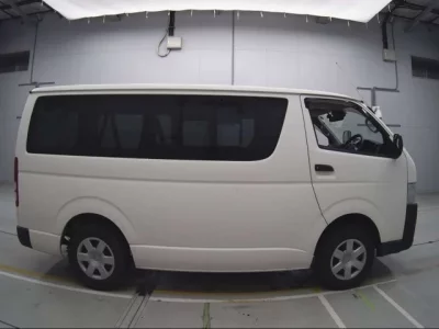 Toyota REGIUS ACE VAN