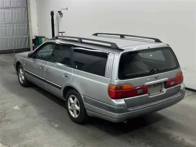 Nissan STAGEA
