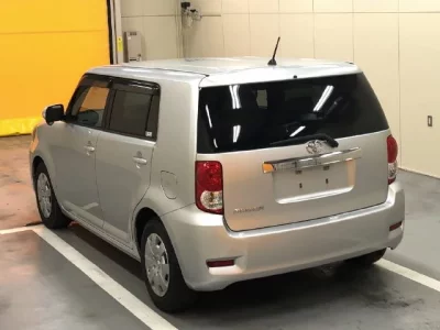 Toyota COROLLA RUMION