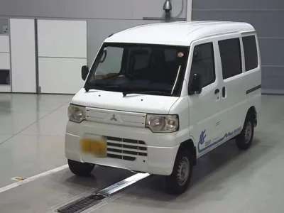 Mitsubishi MINICAB MIEV