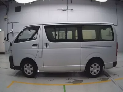 Toyota REGIUS ACE VAN
