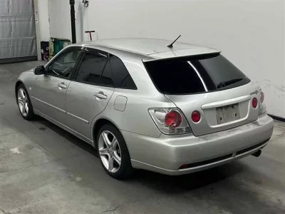 Toyota ALTEZZA WAGON