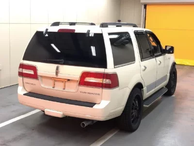 Ford LINCOLN NAVIGATOR