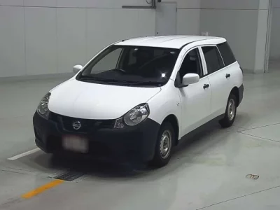 Nissan AD