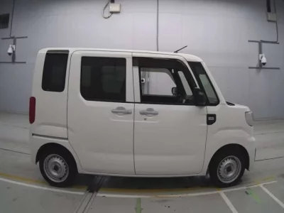 Daihatsu HIJET CADDIE