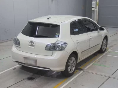 Toyota BLADE