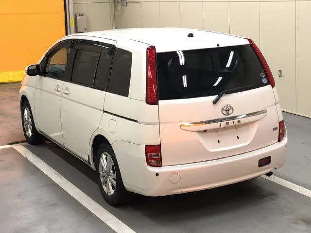 Toyota ISIS