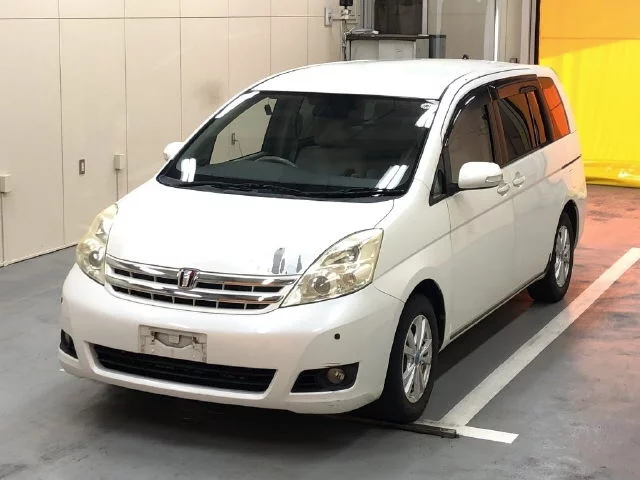 Toyota ISIS