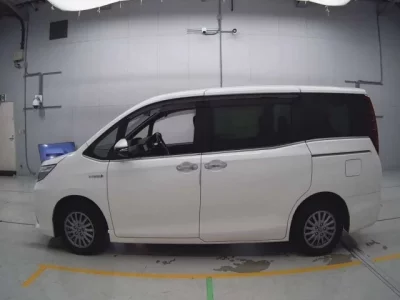 Toyota ESQUIRE