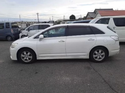 Toyota MARK X ZIO