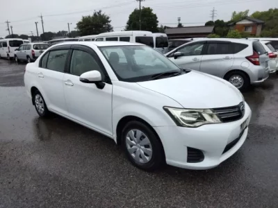 Toyota COROLLA AXIO