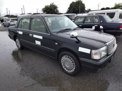 Toyota CROWN COMFORT