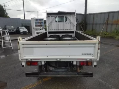 Nissan ATLAS
