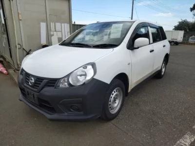 Nissan AD