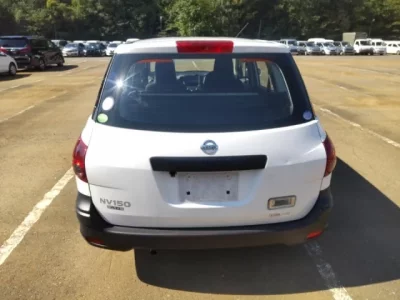 Nissan AD