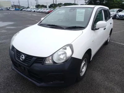 Nissan AD