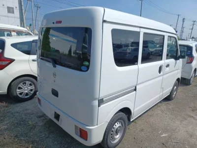 Nissan CLIPPER VAN