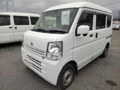 Nissan CLIPPER VAN