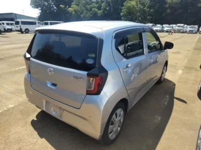 Daihatsu MIRA E S
