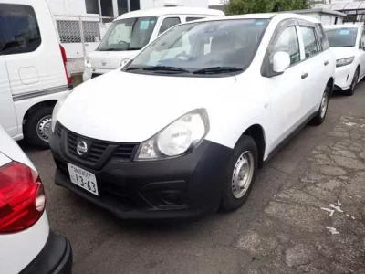 Nissan AD