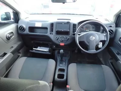 Nissan AD
