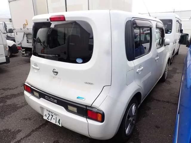 Nissan CUBE