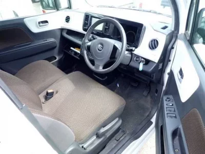 Suzuki MRWAGON