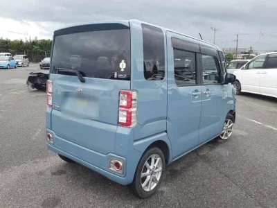 Toyota PIXIS MEGA