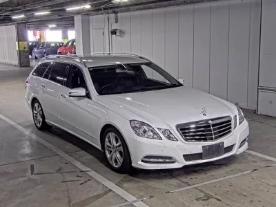Mercedes-Benz E CLASS WAGON
