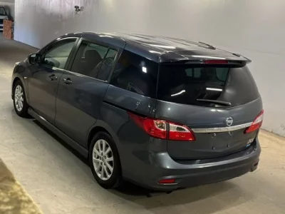 Nissan LAFESTA