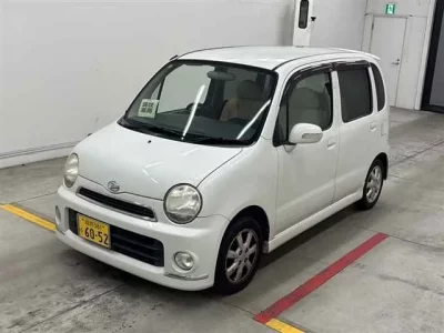 Daihatsu MOVE LATTE