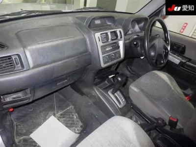 Mitsubishi PAJERO IO