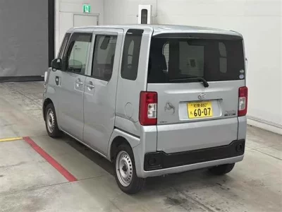 Daihatsu HIJET CADDIE