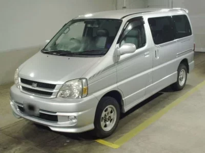Toyota HIACE REGIUS