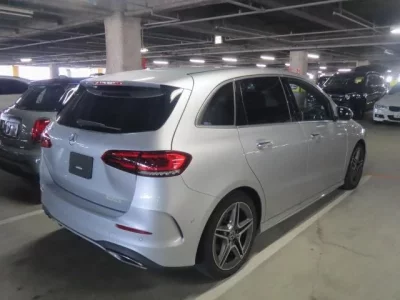 Mercedes-Benz B CLASS