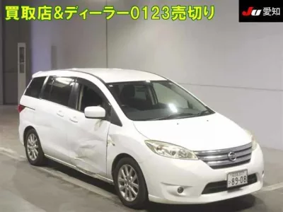 Nissan LAFESTA