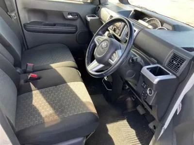 Toyota PIXIS MEGA