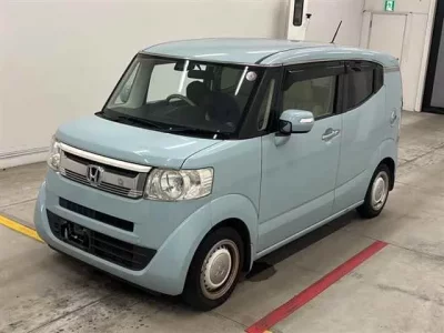 Honda N BOX SLASH