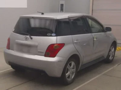 Toyota IST