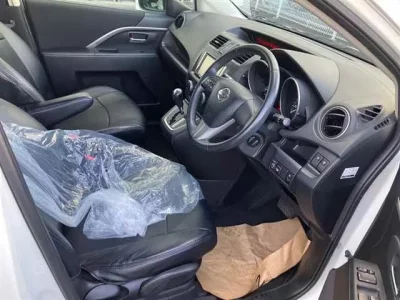 Nissan LAFESTA