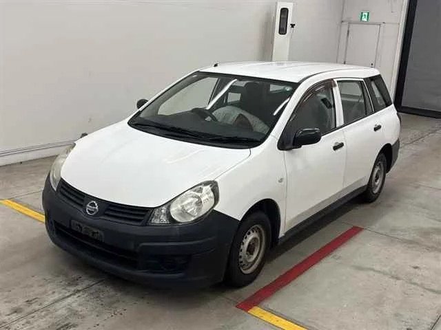 Nissan AD
