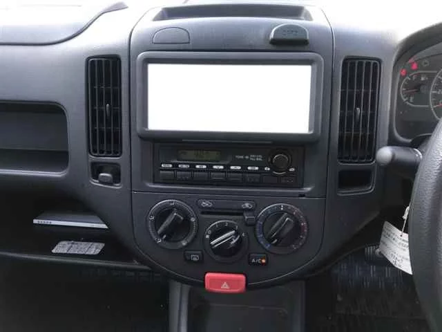 Nissan AD