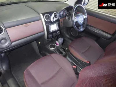 Mazda VERISA