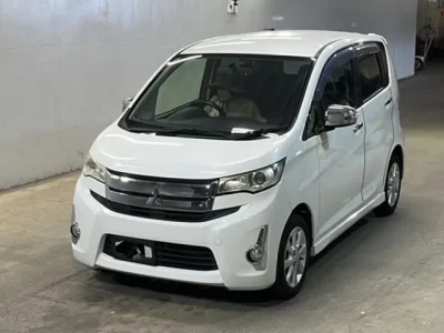 Mitsubishi EK CUSTOM